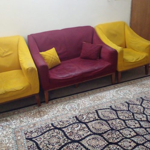 مبل راحتی کم جا