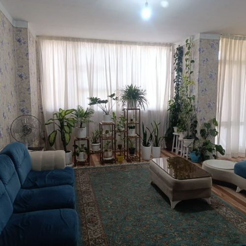 یک واحد آپارتمان سه خوابه 200 متری