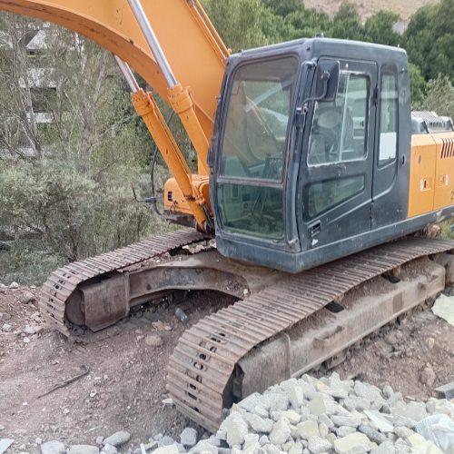 بیل مکانیکی 210 هیوندا مدل 2010