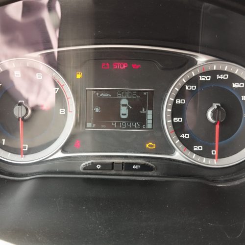 سلام ماشین بدون رنگ بدون کوچکترین خرج زاپاس زیرش نرفته خریدار واقعی پایه معامله تخفیف میدم