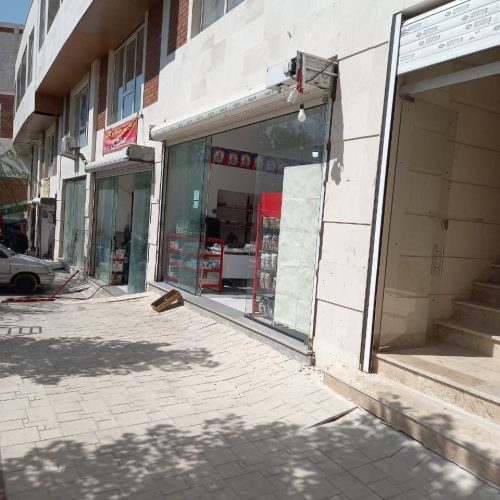 33مترمغازه داخل پاساژ پردیس فاز8