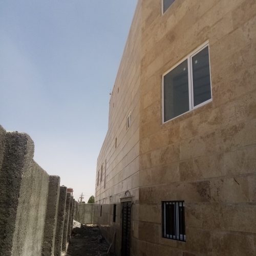 استاد کار سنگ کاشی