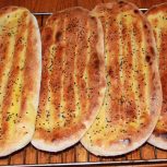 نیازمند به یک نانوا