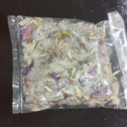 فروش ادویه و گیاهان دارویی