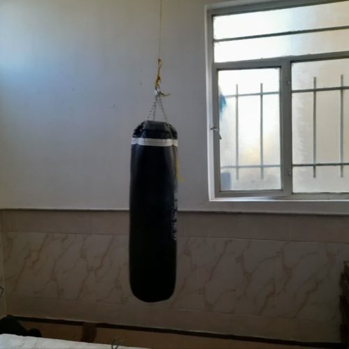 خانه پشت قواره 50متری