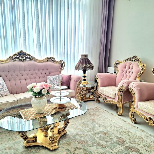 ست کامل مبلمان سلطنتی و میز ناهارخوری چوب گردو و روکش طلا
