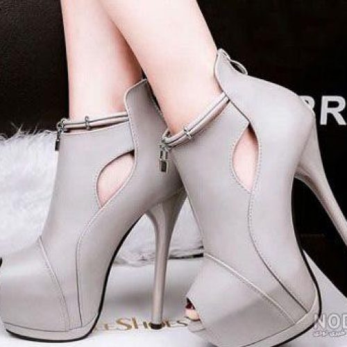 کفش با خدمات ویژه