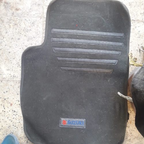 کف پای ماشین سوزوکی