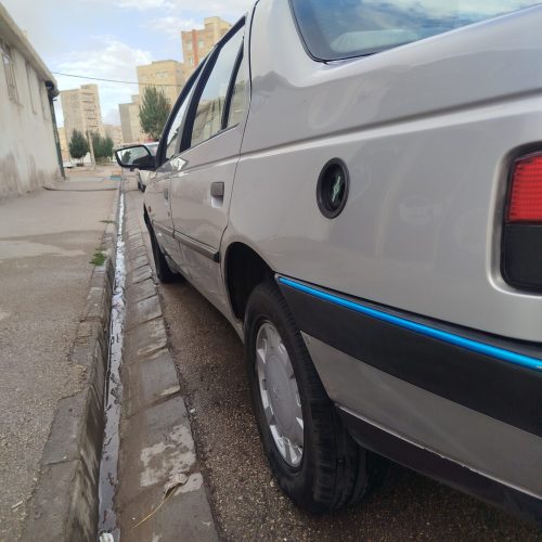 پژو 405 نقره ای