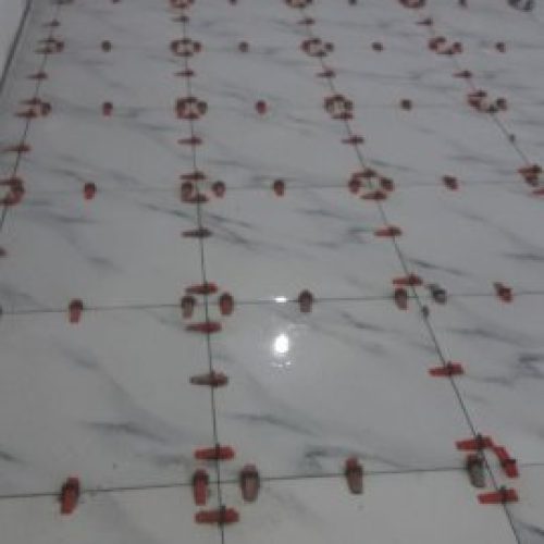 استاد کار سنگ کاشی