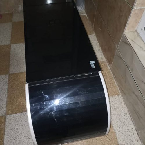 میز تلویزیون در حد نو