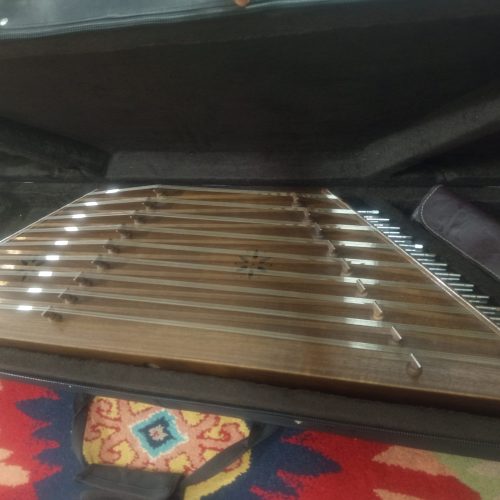 سنتور جنس چوب گردو