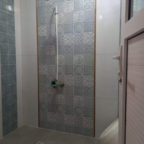 خانه ویلایی نوساخت مستقل، لب دریا ، امکانات رفاهی کامل وتمیز