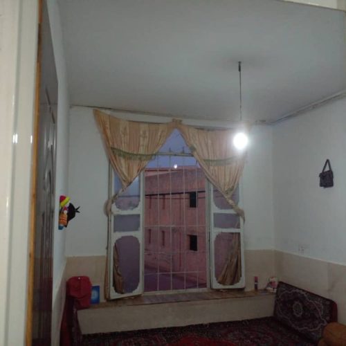 یک واحد ساختمان 85متری بفروش میرسد