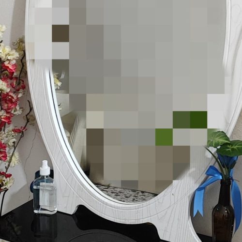 اینه قدی و ساعت