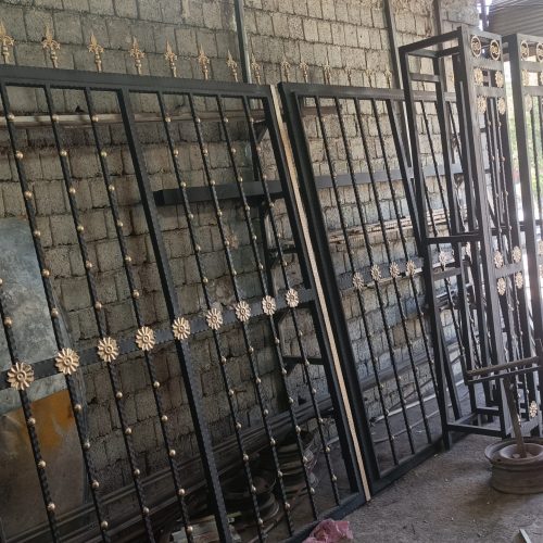 فروش در باغ همراه باکس بغل