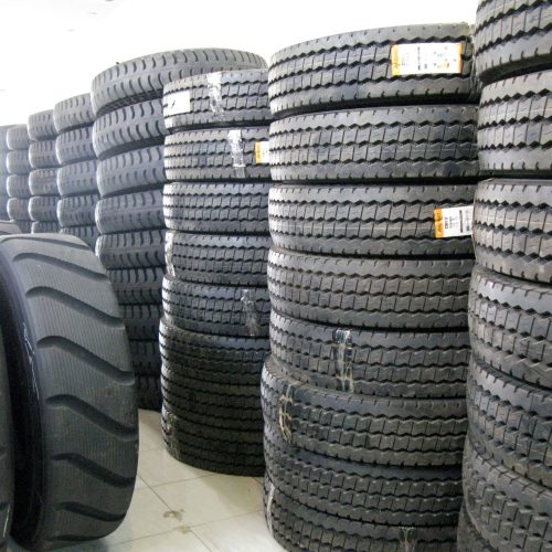 جشنواره فروش لاستیک های سنگین و نیمه سنگین فابریک و روکش