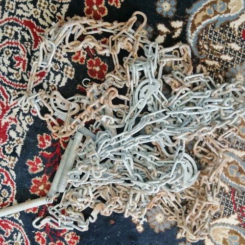 1جفت زنجیر چرخ پژو سایز 14 +2عدد چراغ مثلث خطر