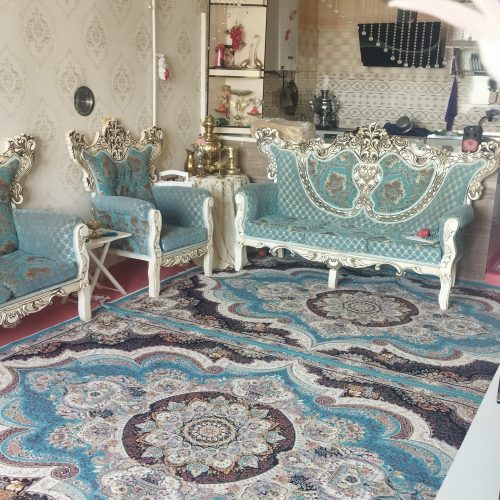 یک واحد  آپارتمان  به متراژه با راه پله  51متر میباشد