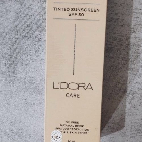 ضد آفتاب لدورا