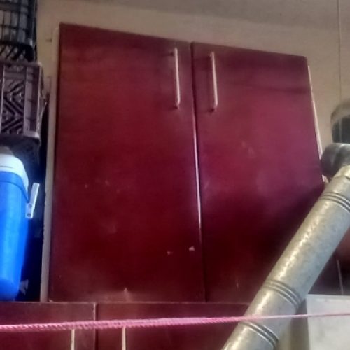 کابینت  9 متری با سینک دو لگنه به همراه هود در حد نو متری 2تومن