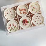 کیک لیوانی . ماگ و فنجون هدیه‌ای جذاب و به‌صرفه