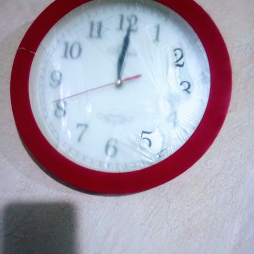 ساعت دیواری