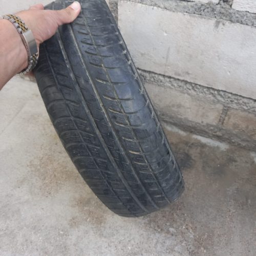 3 عدد تایر فروشی