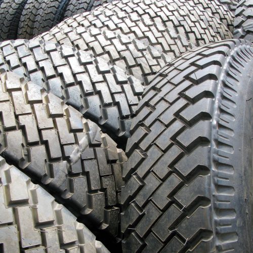 جشنواره فروش لاستیک های سنگین و نیمه سنگین فابریک و روکش