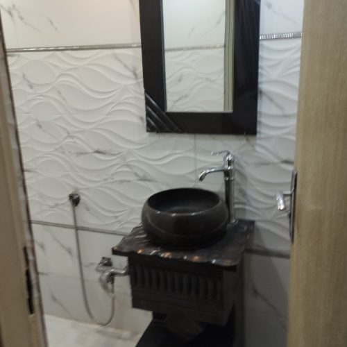 آپارتمانی شیک خاورشهر