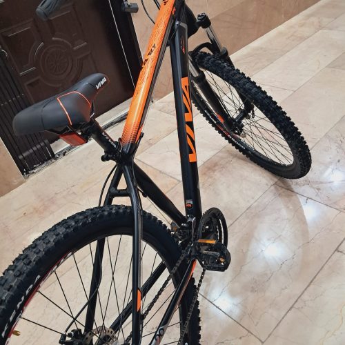 دوچرخه ویوا یک هفته خریداری شده قسطی هم می دم