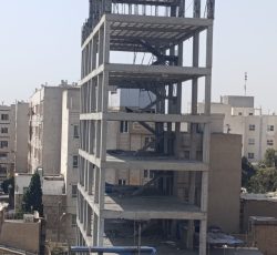 مجری کارهای ساختمانی