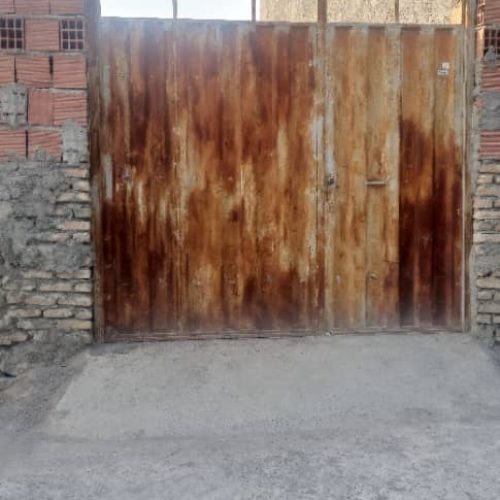 زمین خانه سرا