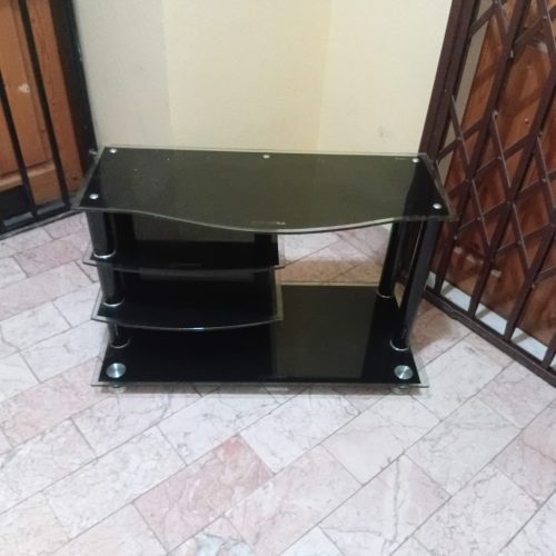 میز تلویزیون شیشه ایی