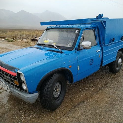 نیسان مدل 74 سالم سرحال