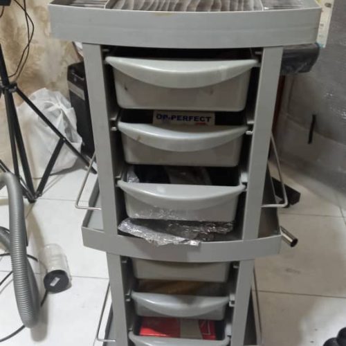 فروش لوازم آرایشگاهی