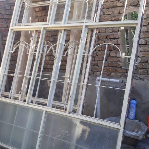 سه عدد اهنی بسیار تمیز