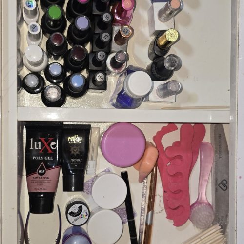 فروش وسایل ناخون کاری