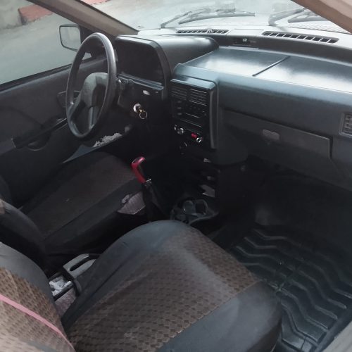 با سلام متور ماشین سالم جلوبندی سالم شاستی سالم گیربکس وصفه کلاچ سالم