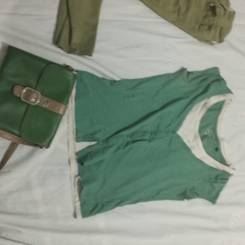 لباس و کیف و کفش