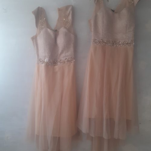 دو عدد لباس مجلسی دخترانه برای سن حدودا10تا12ساله