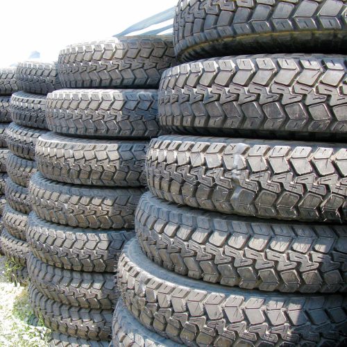 جشنواره فروش لاستیک های سنگین و نیمه سنگین فابریک و روکش