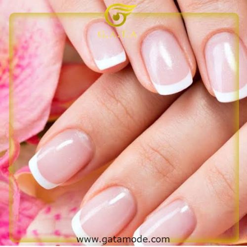 مانکن خانم برای خدمات کاشتناخن