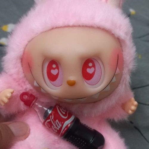 لابوبو کوکاکولا رنگ صورتی