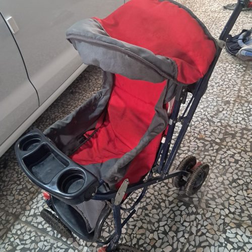 کالسکه و وسایل ست مورد نیاز کودک