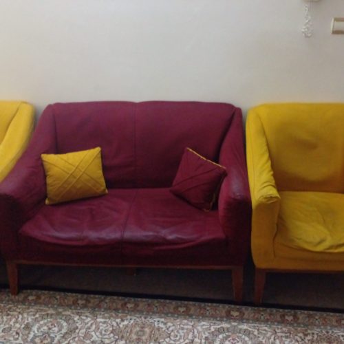 مبل راحتی کم جا