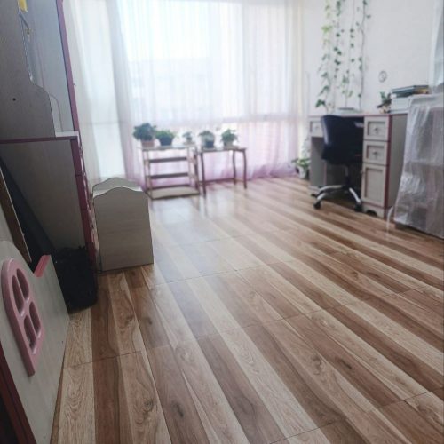 یک واحد آپارتمان سه خوابه 200 متری