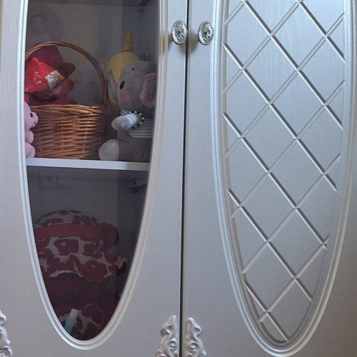 کمدکودک،ودراور وآینه