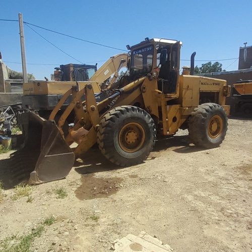 لودر کوماتسو 90