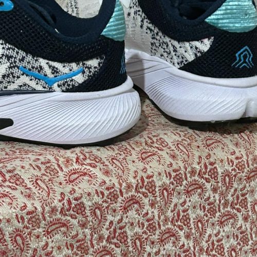 کفش اورجینال هوکا سایز42